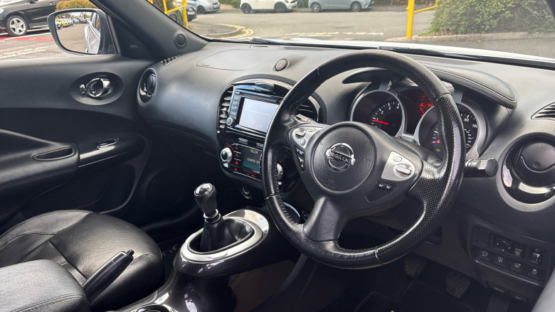 Nissan Juke 1.2 DiG-T Tekna 5dr Petrol Hatchback